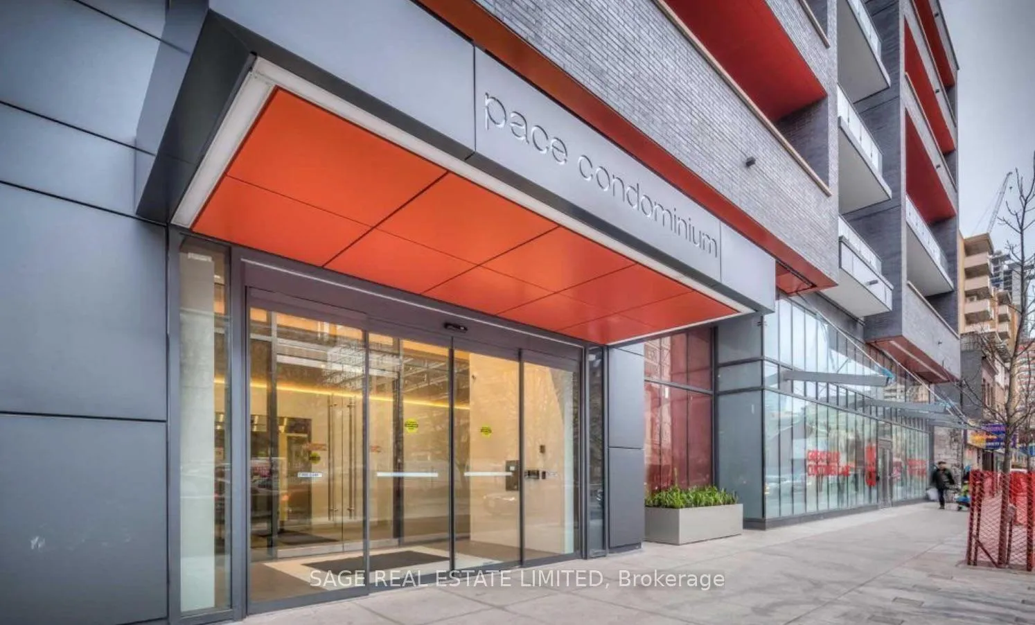 Front of Unit 3302, 159 Dundas Street E