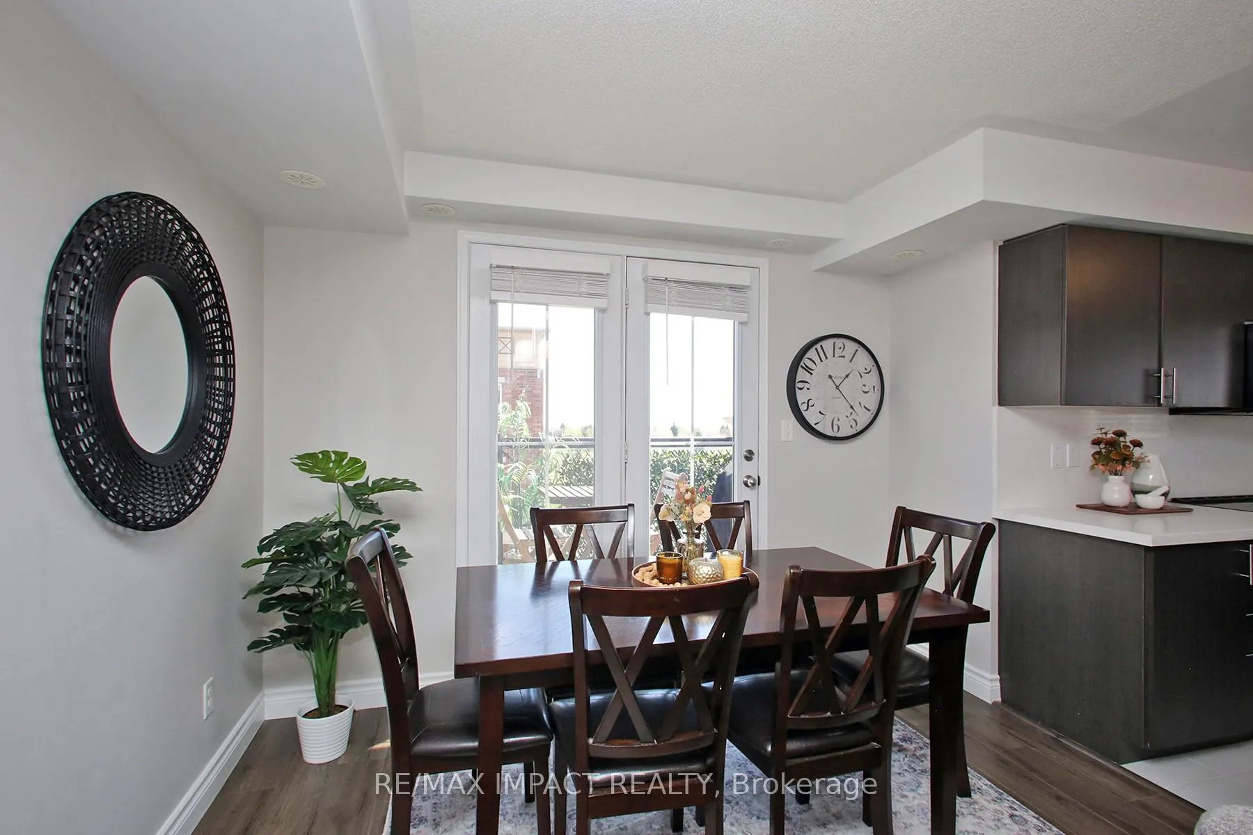 Photo 12 of Unit 3, 47 Hays Boulevard, Oakville, River Oaks — HOMEH