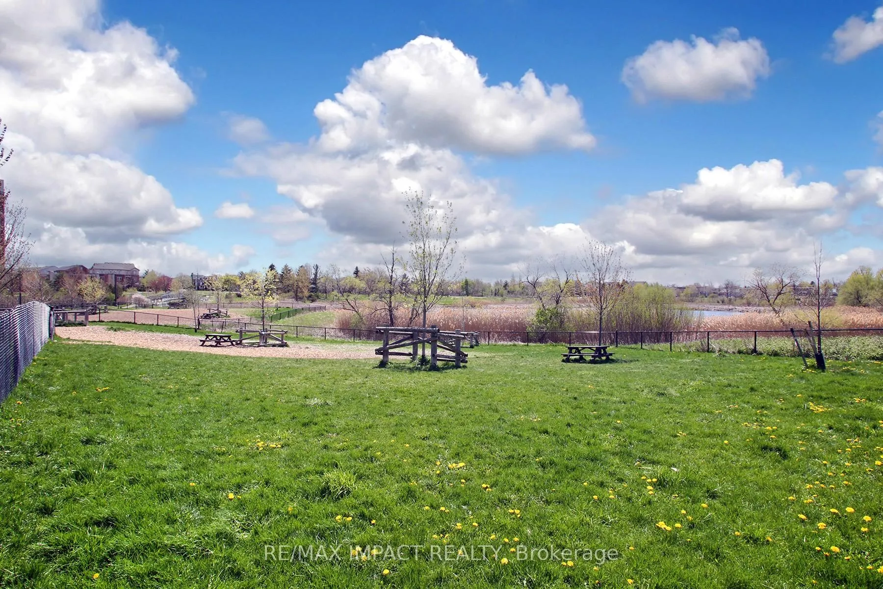 Photo 23 of Unit 3, 47 Hays Boulevard, Oakville, River Oaks — HOMEH