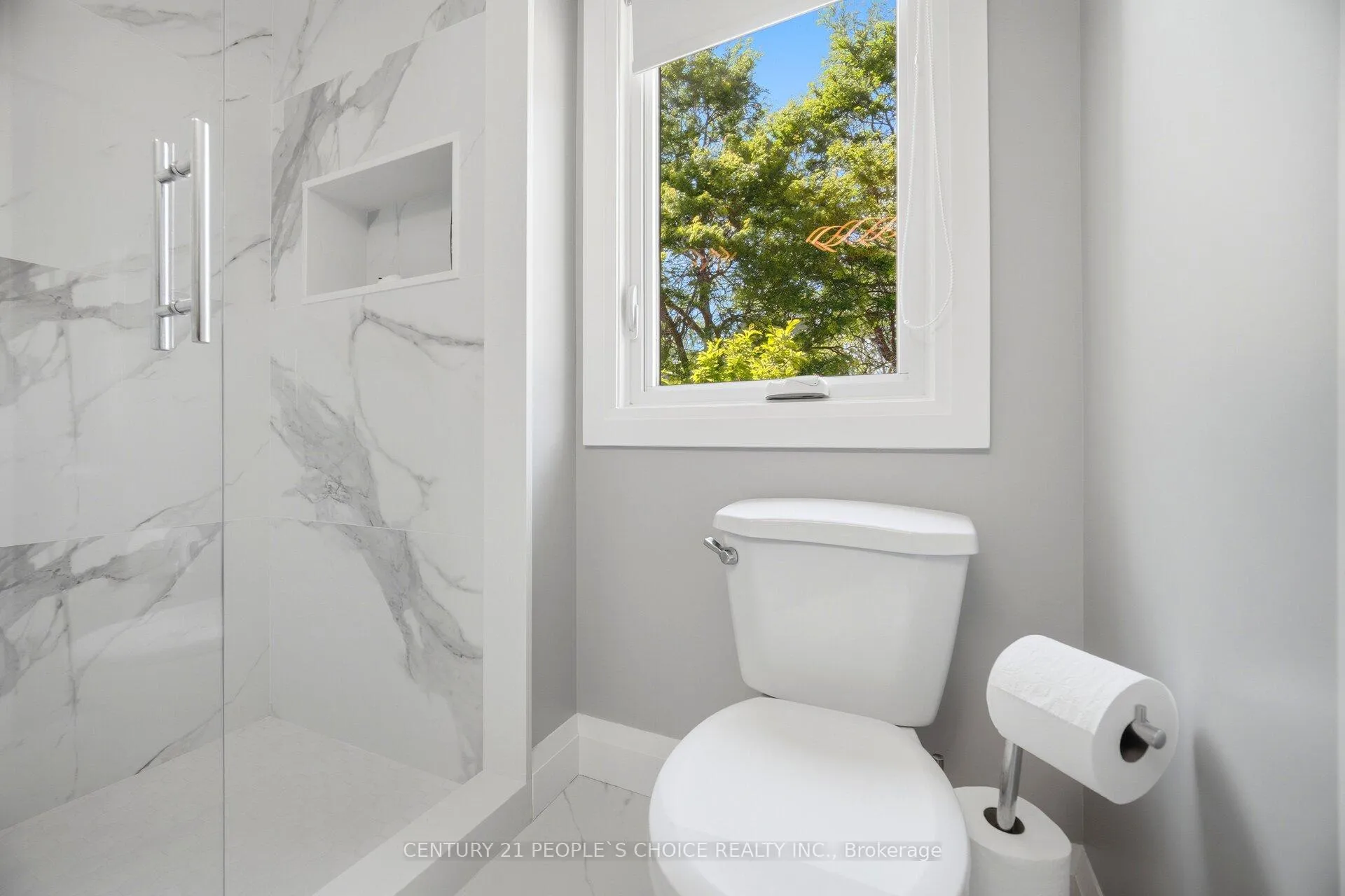 Photo 27 of 29 Oleander Crescent, Brampton, Heart Lake East — HOMEH