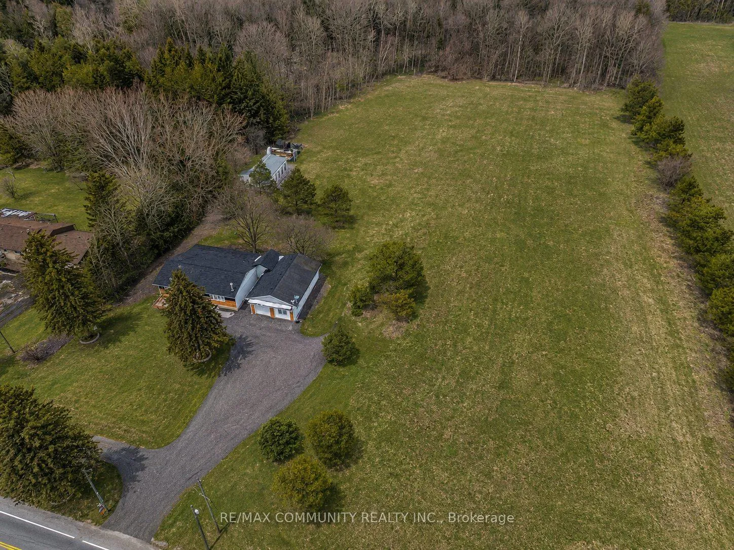 Photo 6 of 11490 Simcoe Street, Scugog, Port Perry — HOMEH