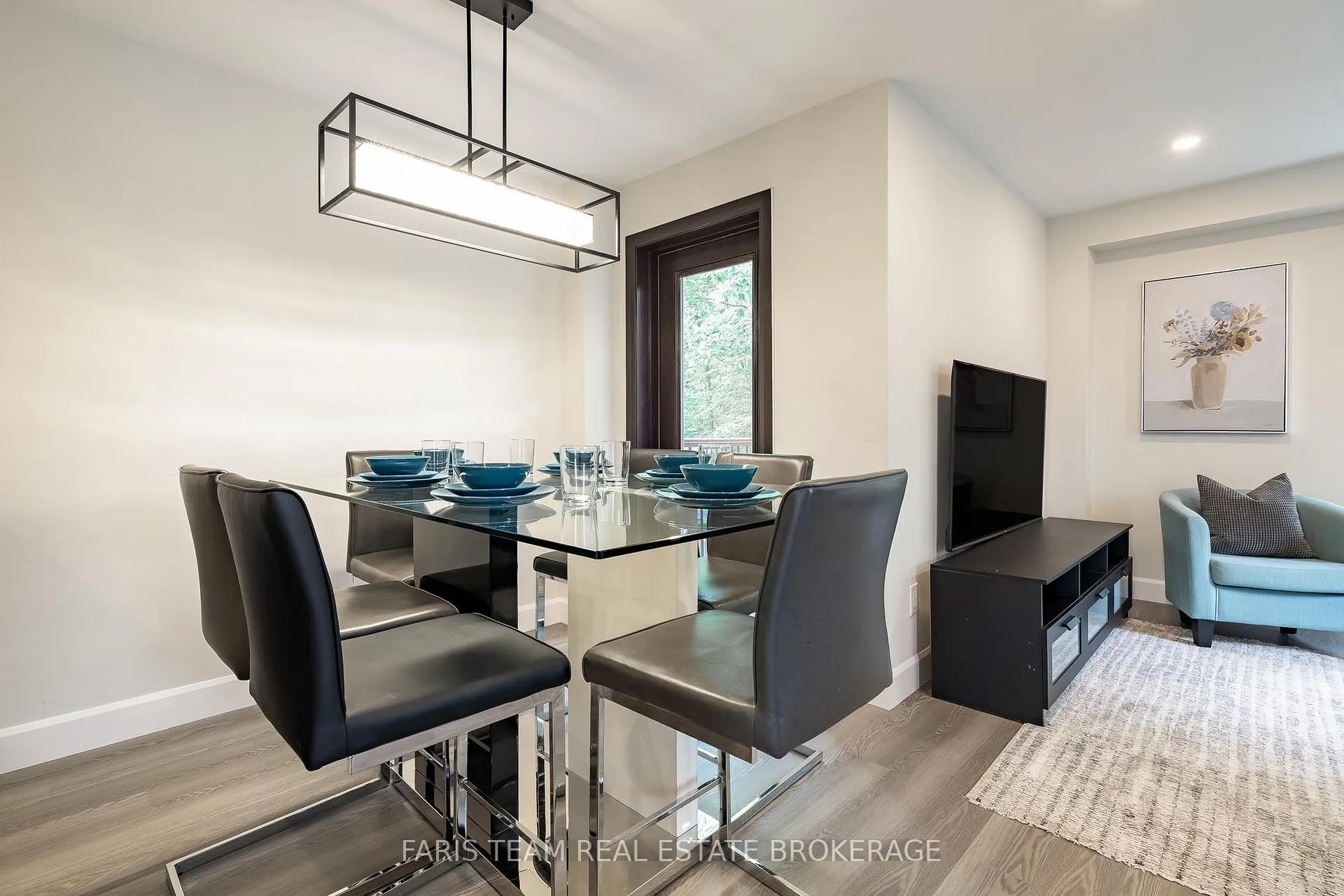Photo 9 of 44 Hawthorne Crescent, Barrie, Ardagh — HOMEH