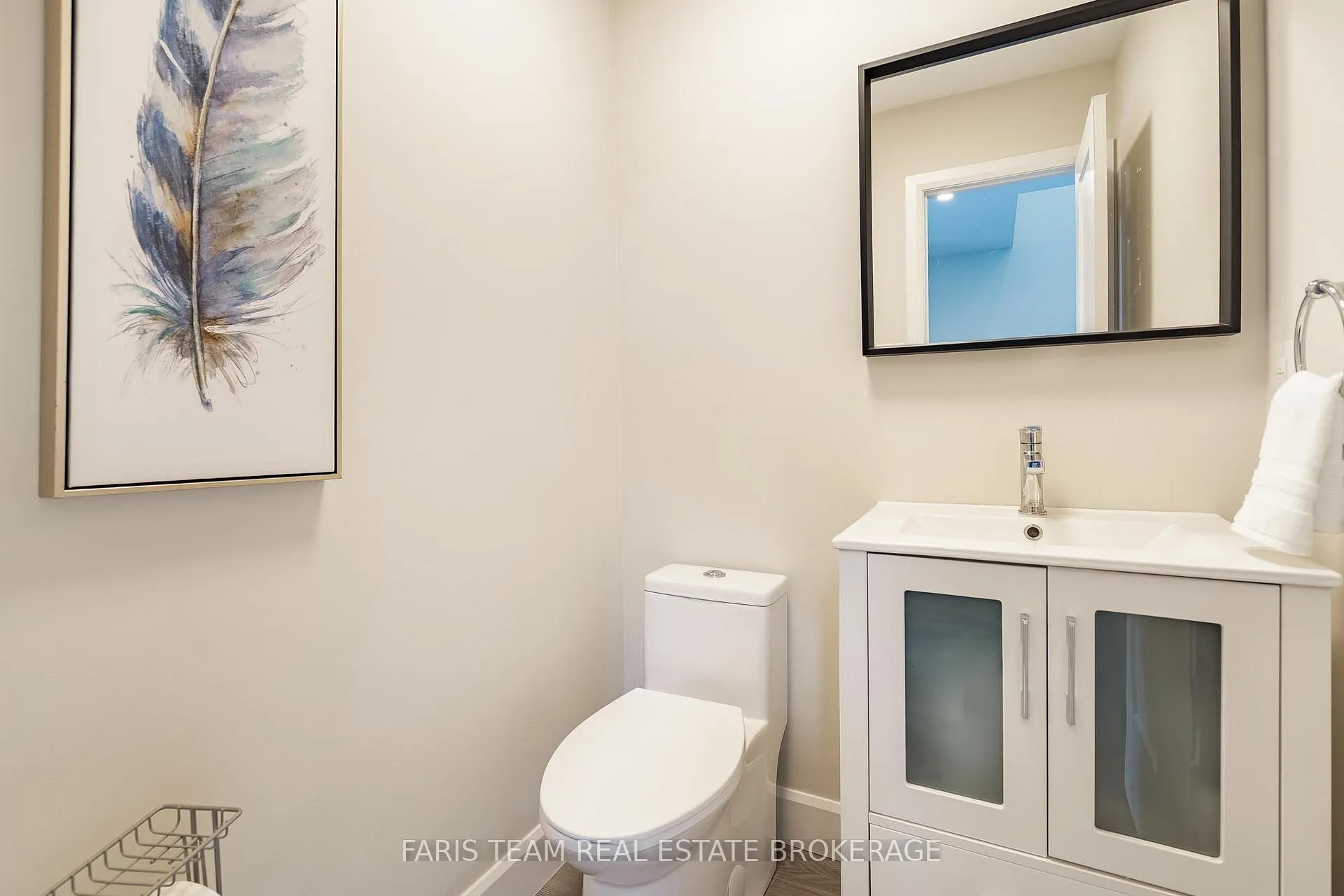 Photo 13 of 44 Hawthorne Crescent, Barrie, Ardagh — HOMEH