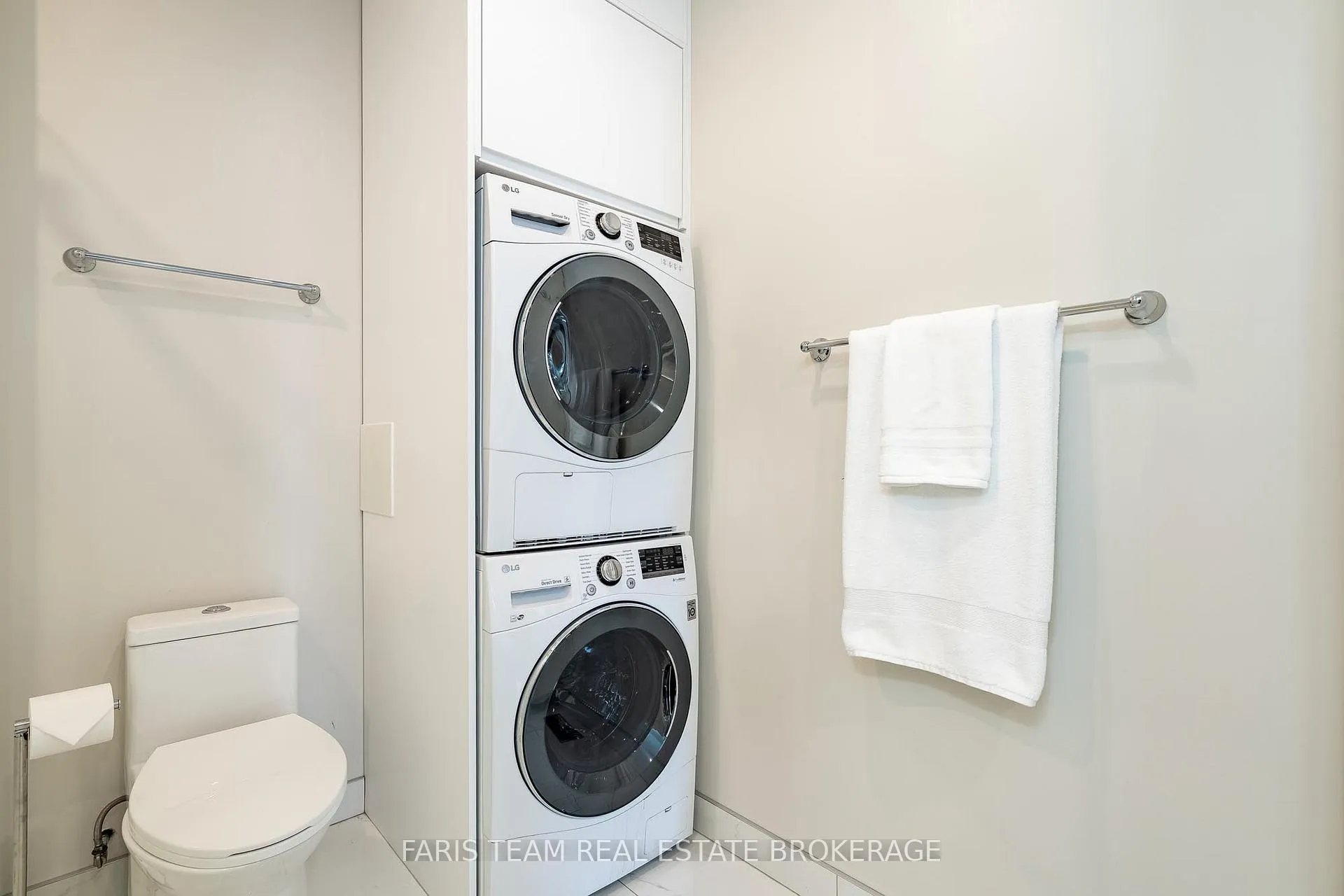 Photo 19 of 44 Hawthorne Crescent, Barrie, Ardagh — HOMEH