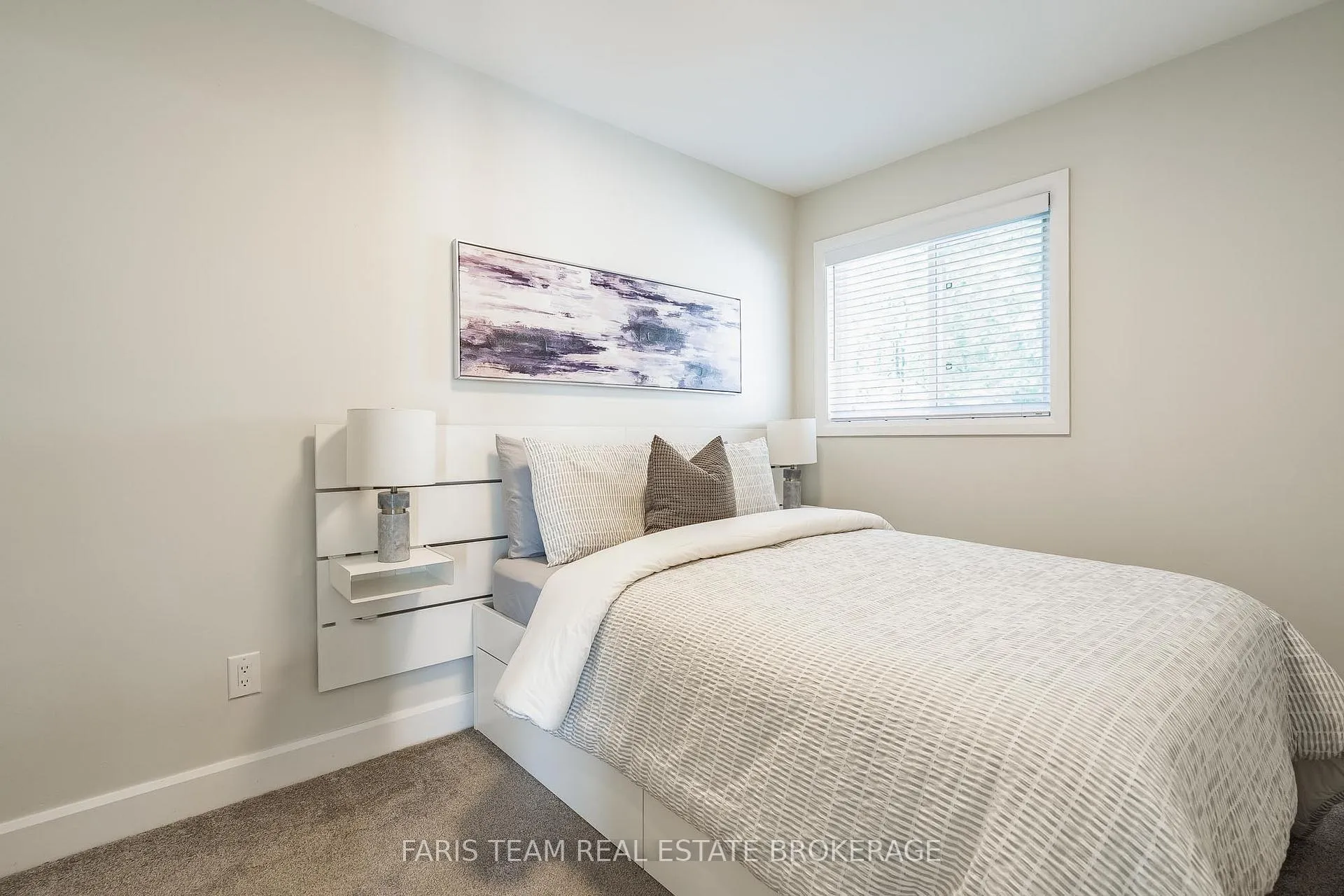 Photo 20 of 44 Hawthorne Crescent, Barrie, Ardagh — HOMEH