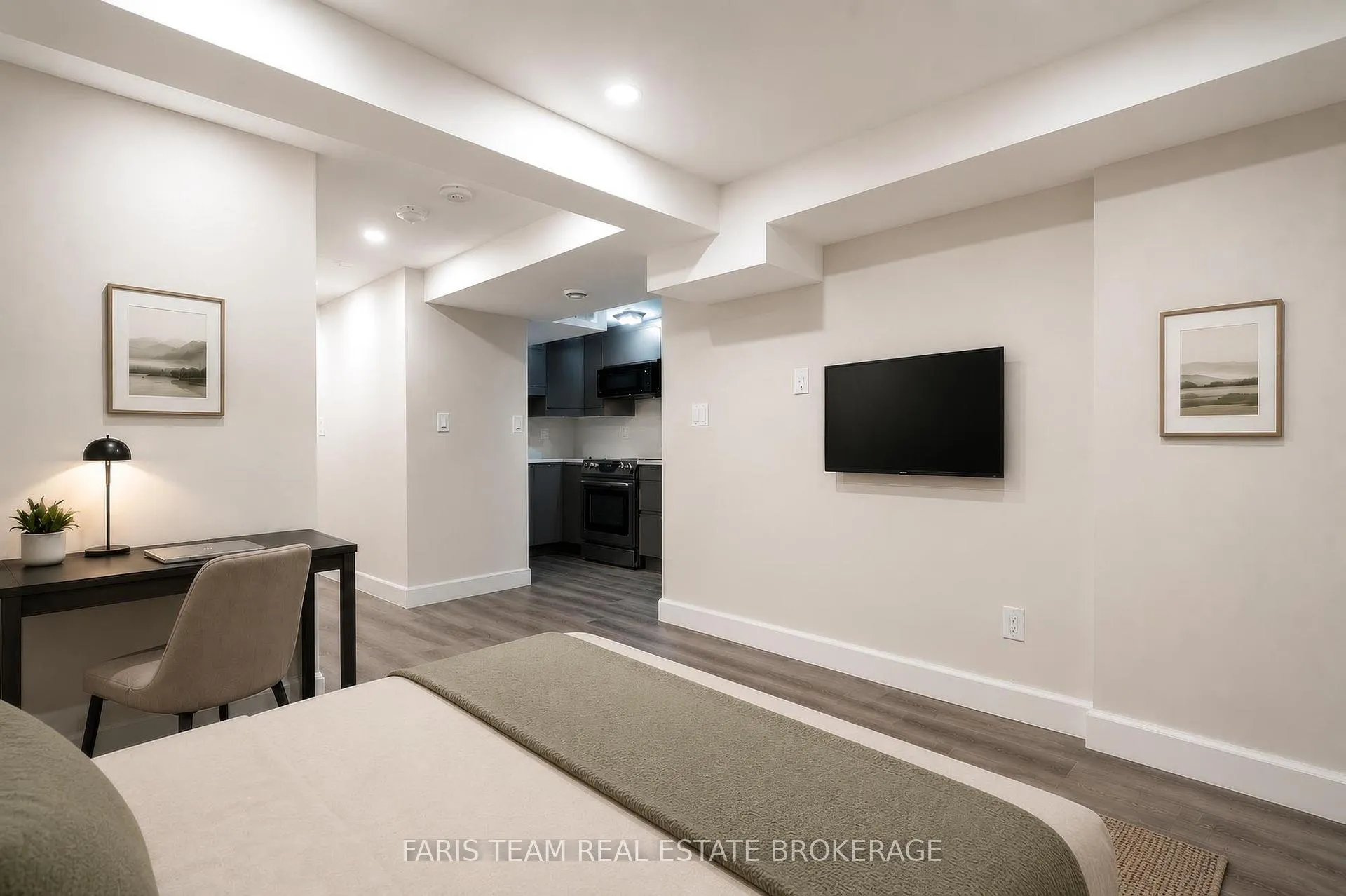 Photo 28 of 44 Hawthorne Crescent, Barrie, Ardagh — HOMEH