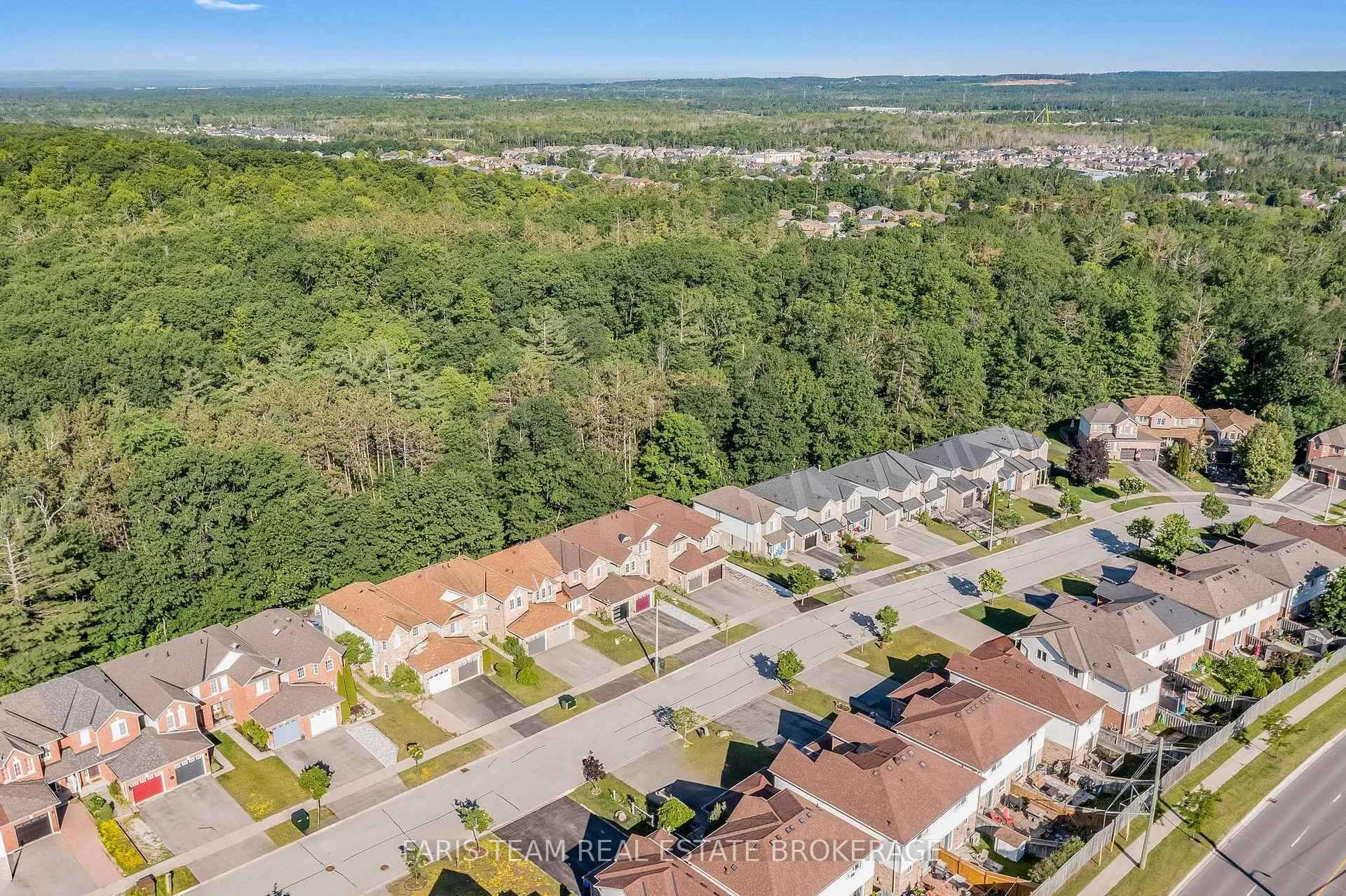 Photo 40 of 44 Hawthorne Crescent, Barrie, Ardagh — HOMEH
