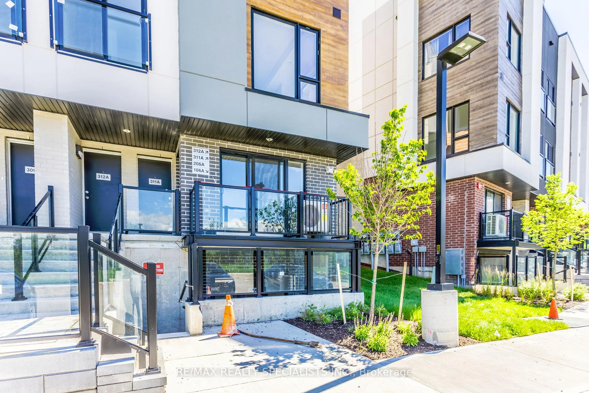 Front of Unit 106A, 16 Melbourne Avenue