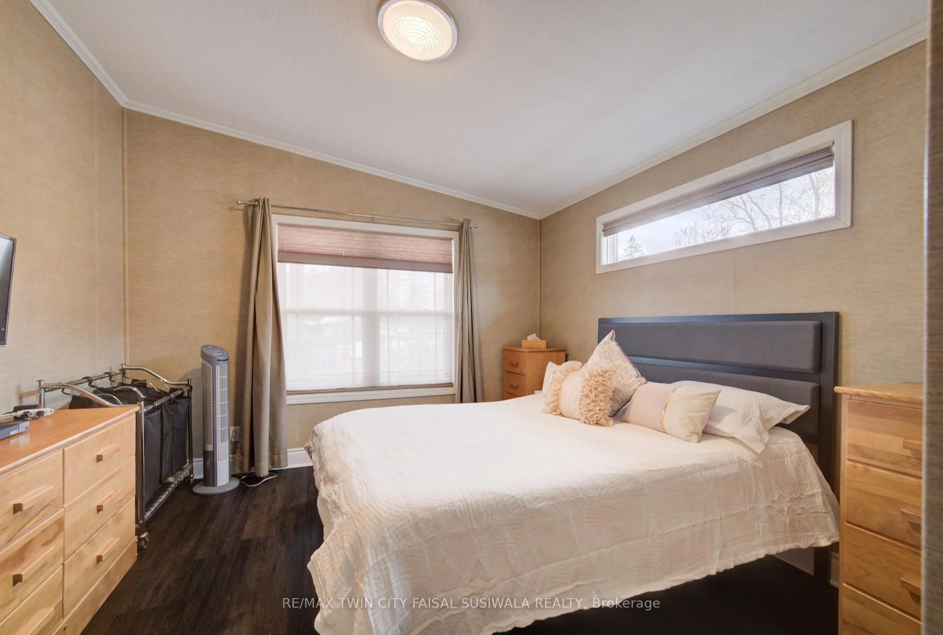 Photo 20 of Unit 11, 1429 Sheffield Road, Hamilton, Rural Flamborough — HOMEH