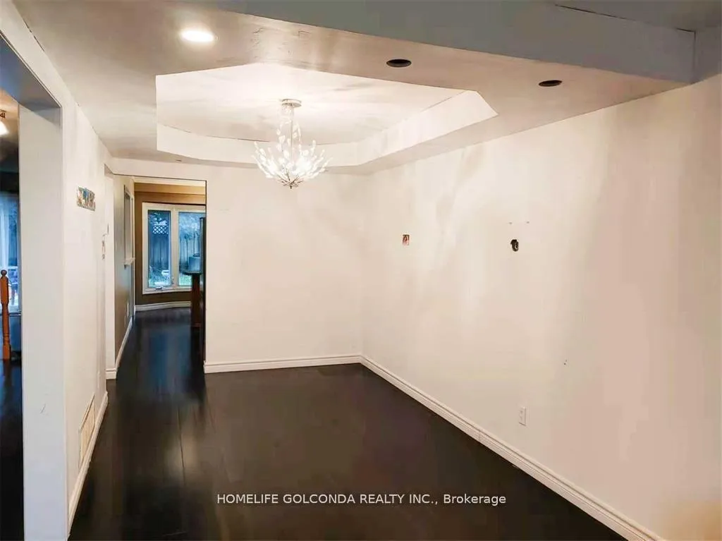 Photo 3 of 48 Hadden Crescent, Barrie, East Bayfield — HOMEH