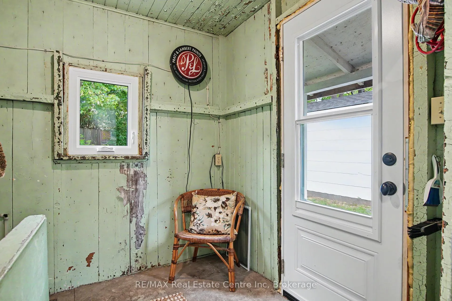 Photo 16 of 174 Neeve Street, Guelph, St. Patrick's Ward — HOMEH