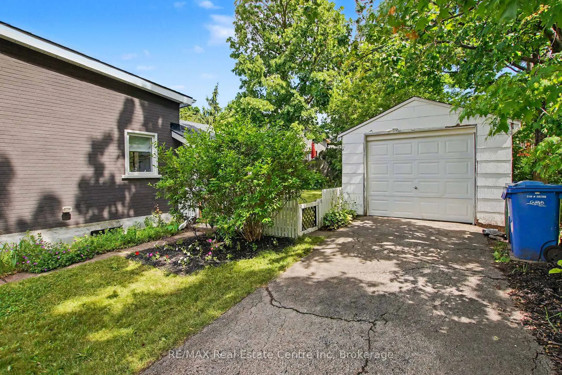 Photo 30 of 174 Neeve Street, Guelph, St. Patrick's Ward — HOMEH