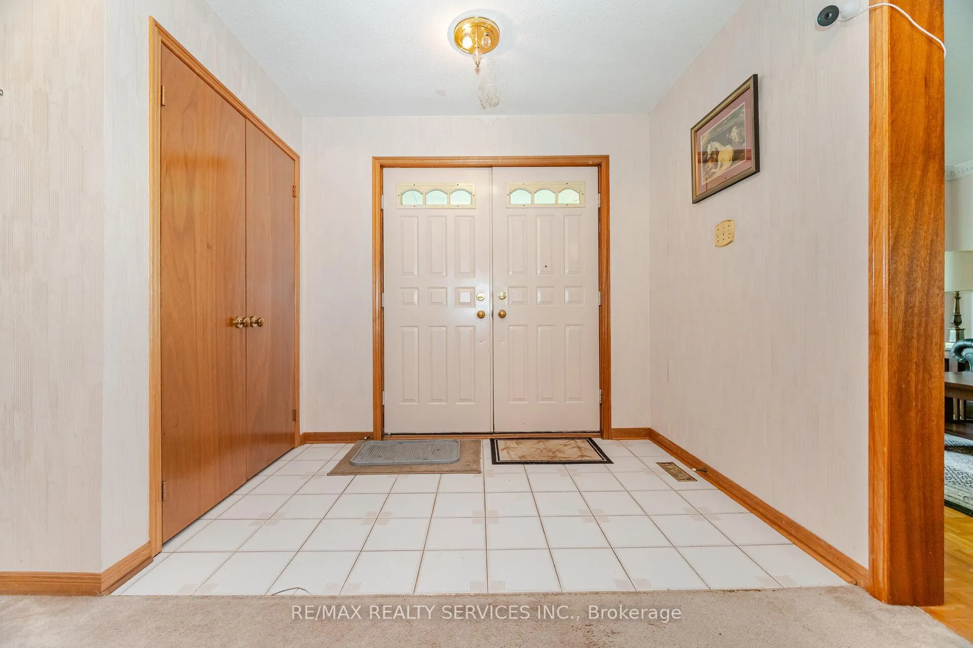 Photo 13 of 106 Kenpark Avenue, Brampton, Snelgrove — HOMEH