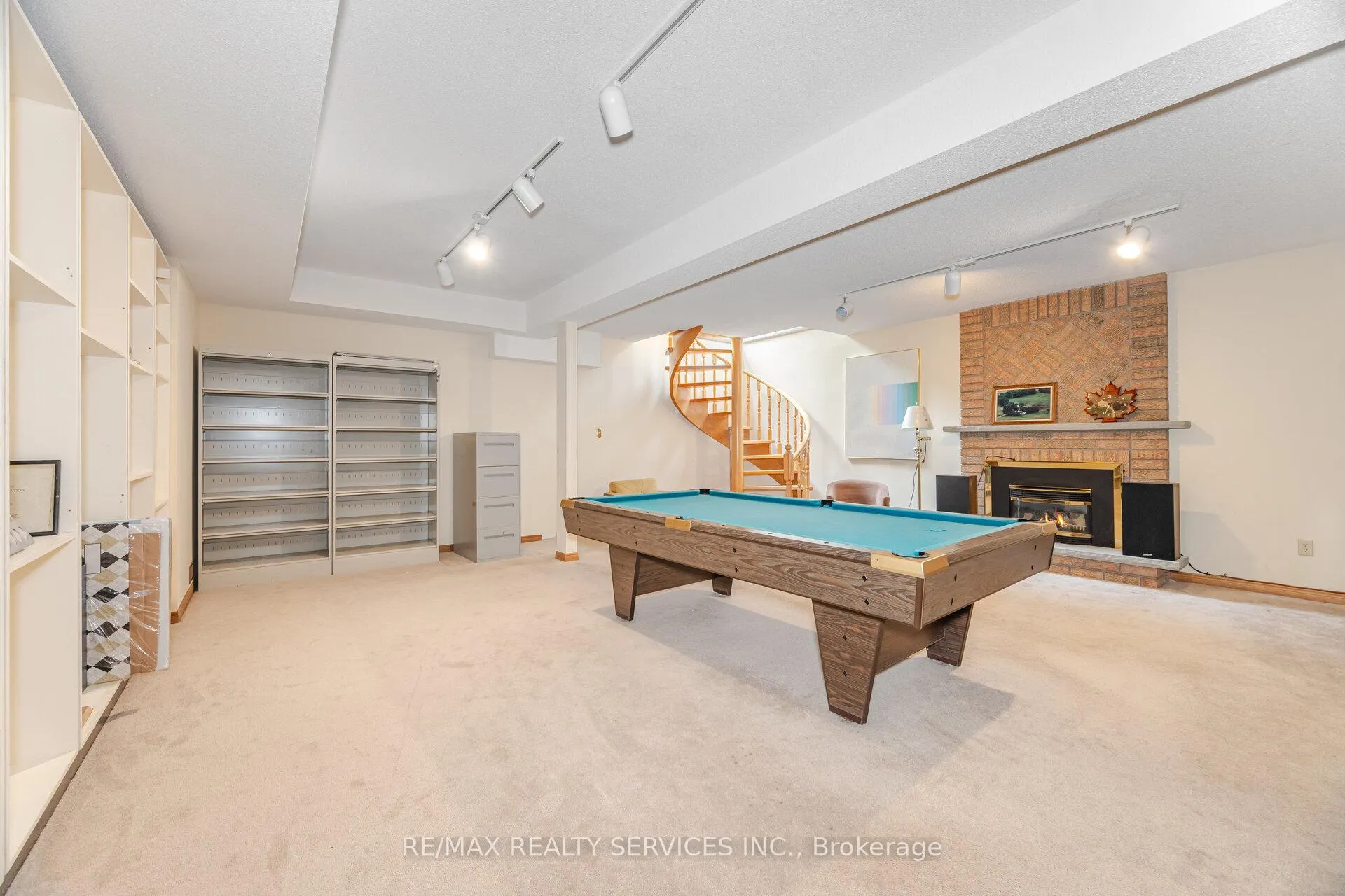 Photo 41 of 106 Kenpark Avenue, Brampton, Snelgrove — HOMEH
