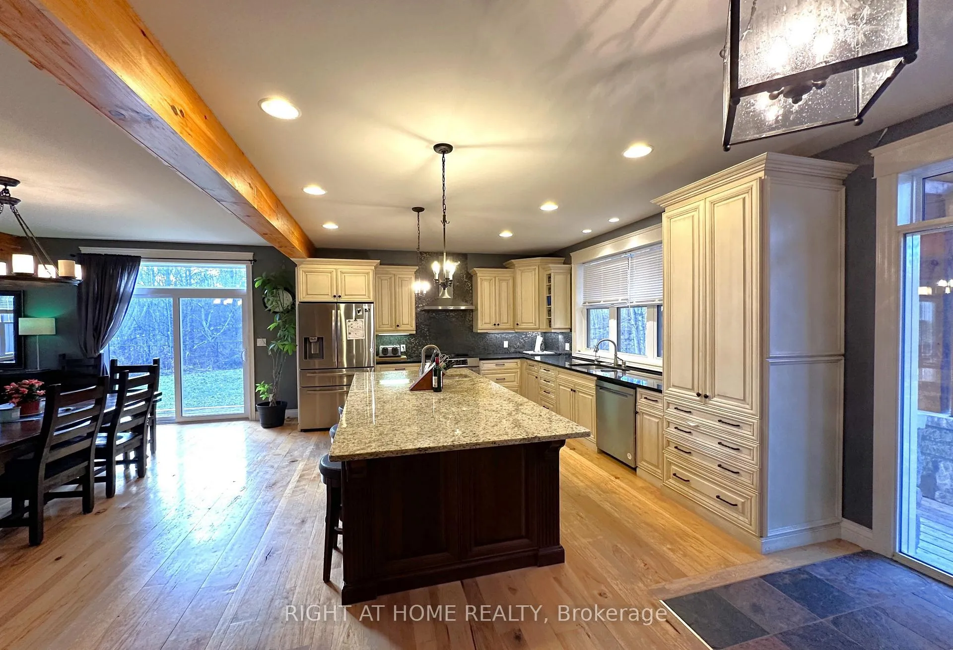 Photo 5 of 129 Blue Jay Crescent, Grey Highlands — HOMEH