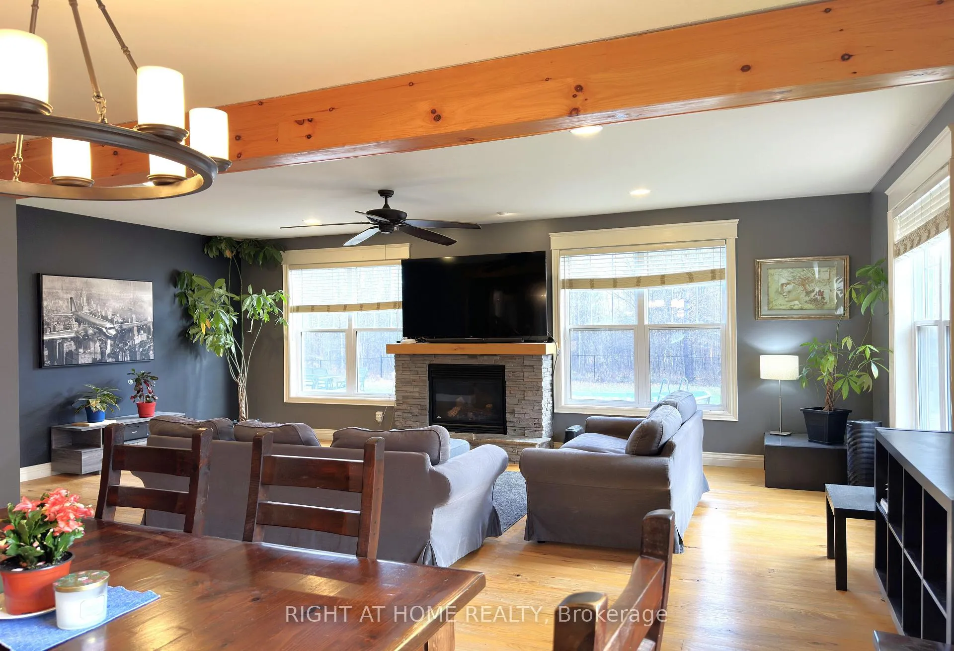 Photo 13 of 129 Blue Jay Crescent, Grey Highlands — HOMEH