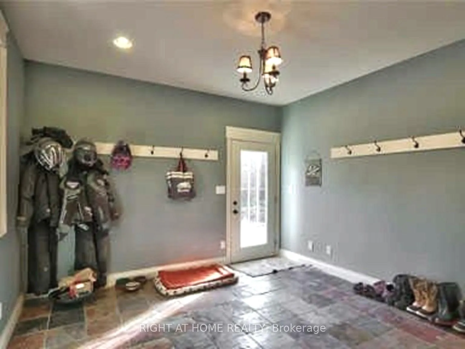 Photo 14 of 129 Blue Jay Crescent, Grey Highlands — HOMEH