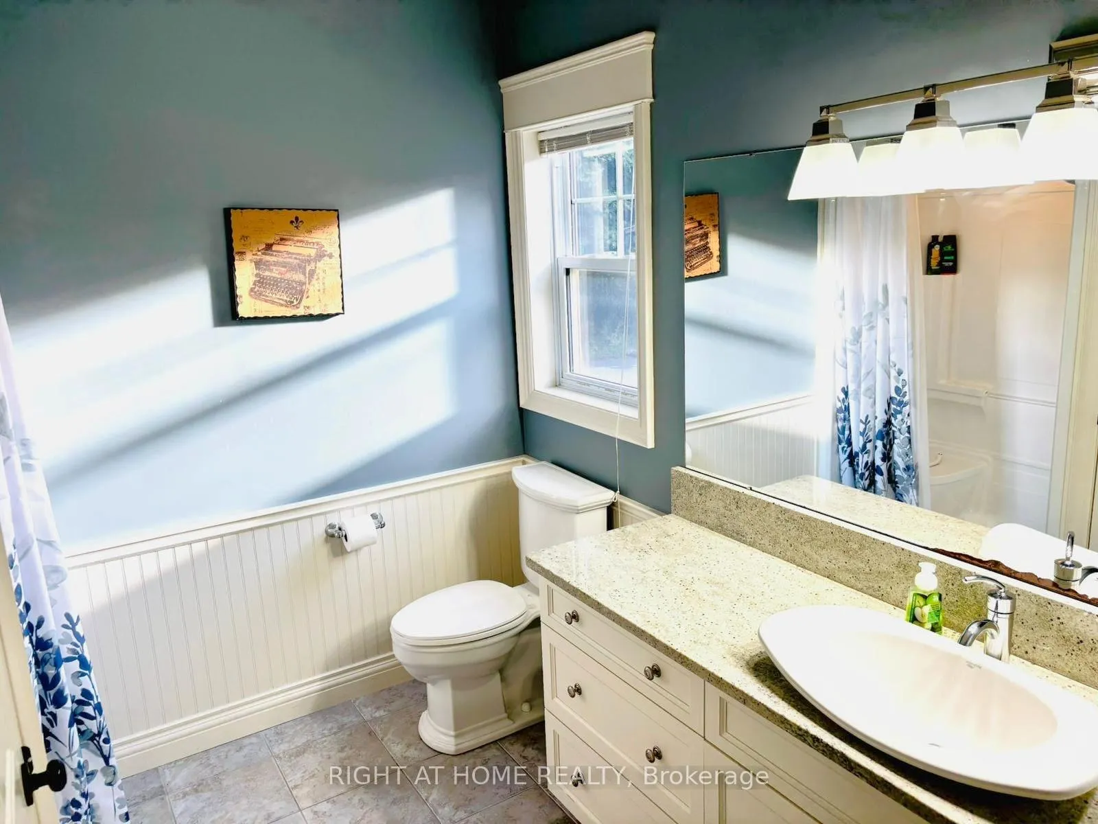 Photo 15 of 129 Blue Jay Crescent, Grey Highlands — HOMEH