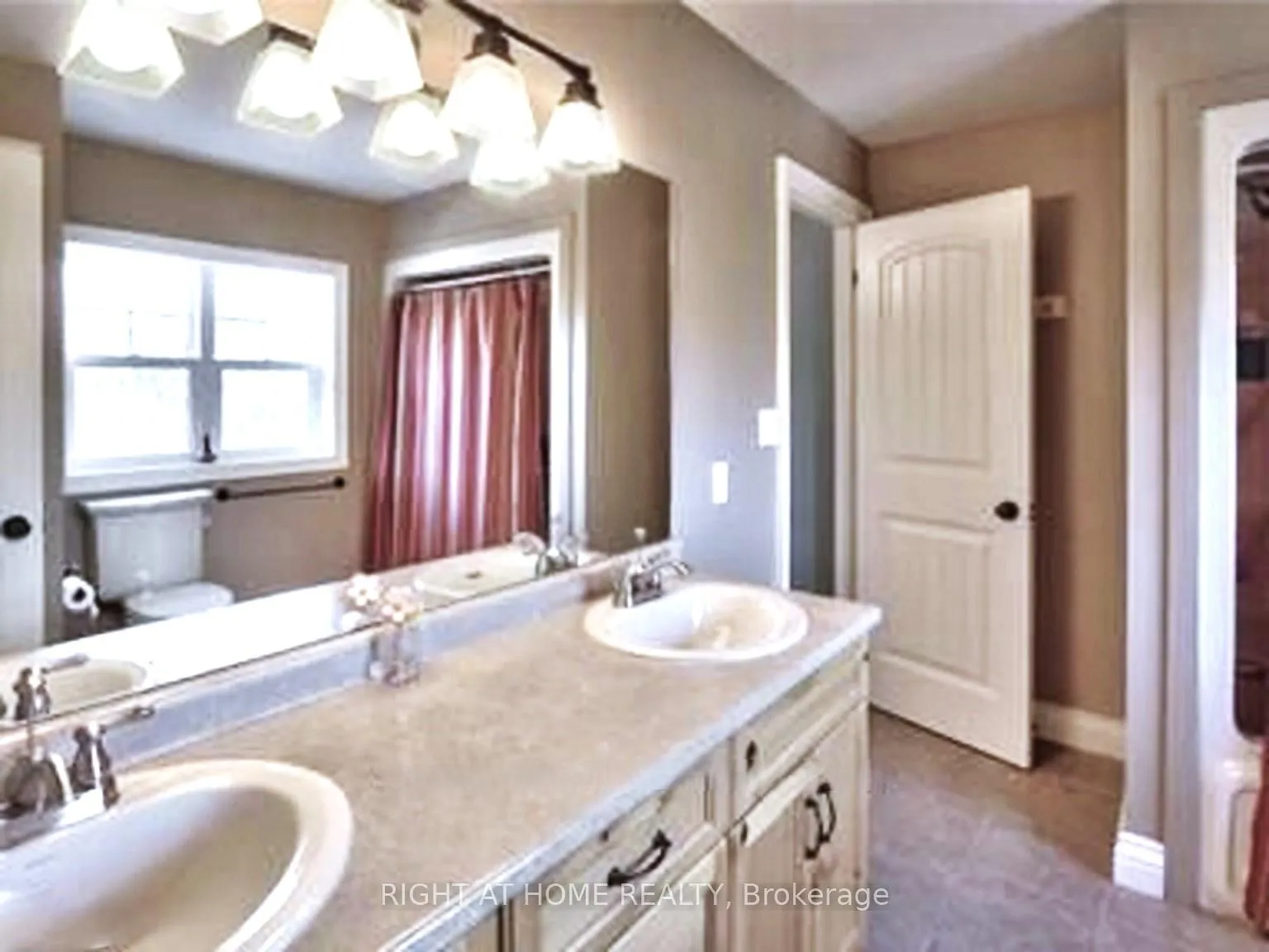 Photo 18 of 129 Blue Jay Crescent, Grey Highlands — HOMEH