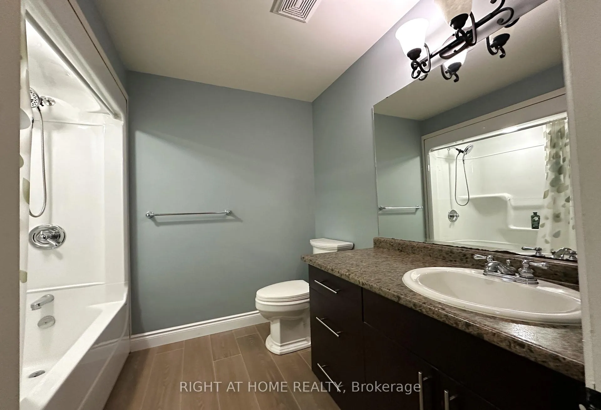 Photo 26 of 129 Blue Jay Crescent, Grey Highlands — HOMEH