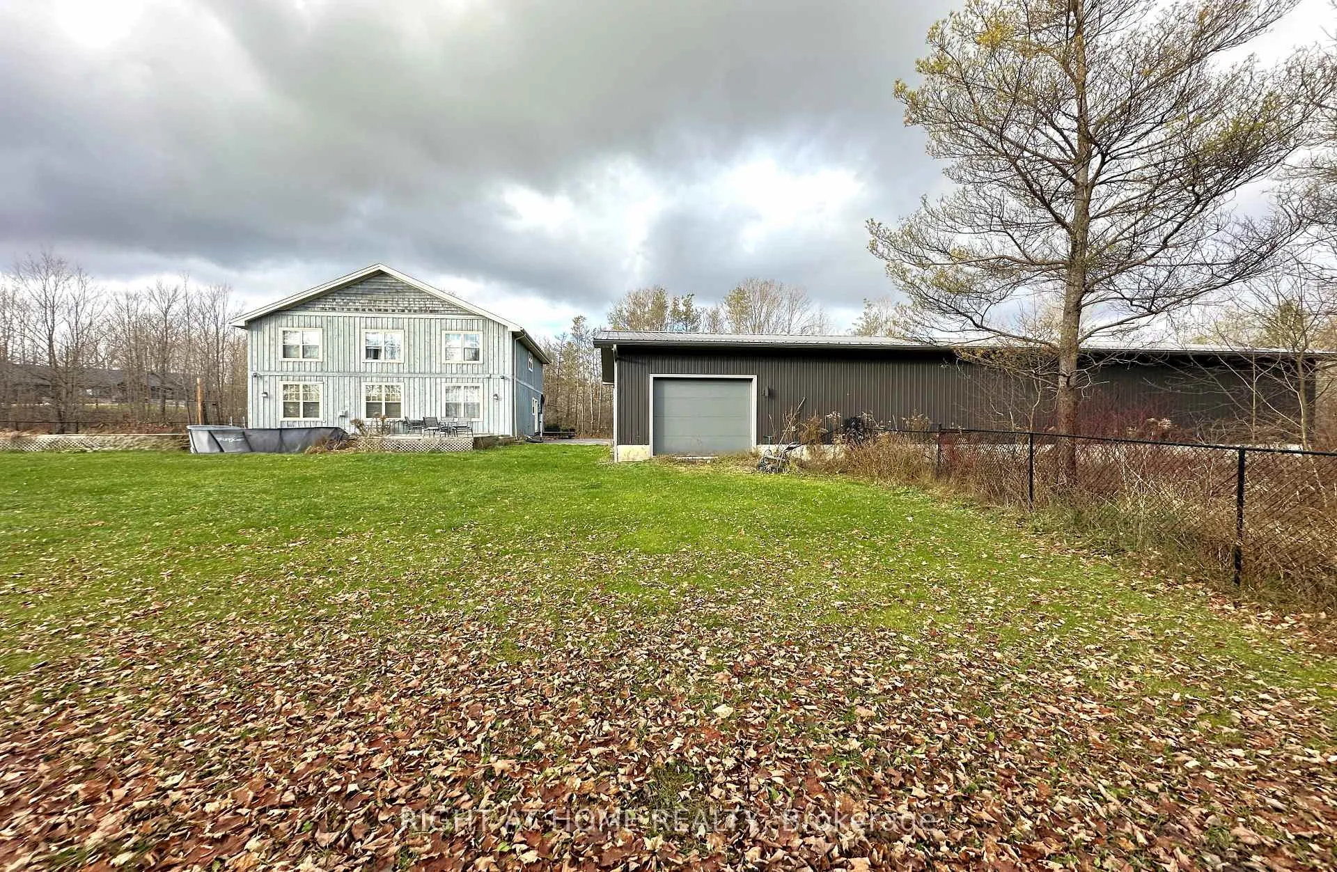 Photo 29 of 129 Blue Jay Crescent, Grey Highlands — HOMEH