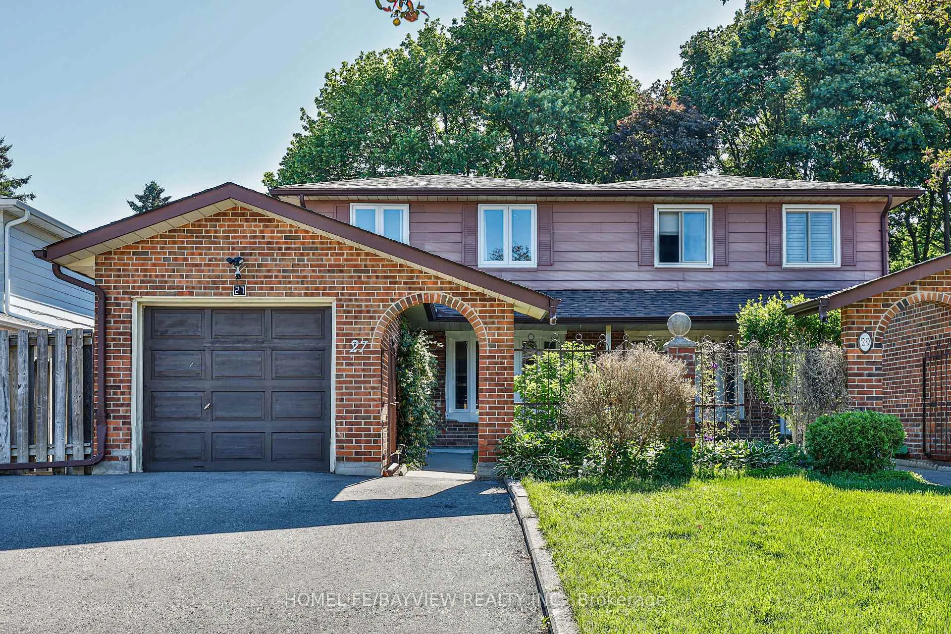 Front of 27 Bedle Avenue