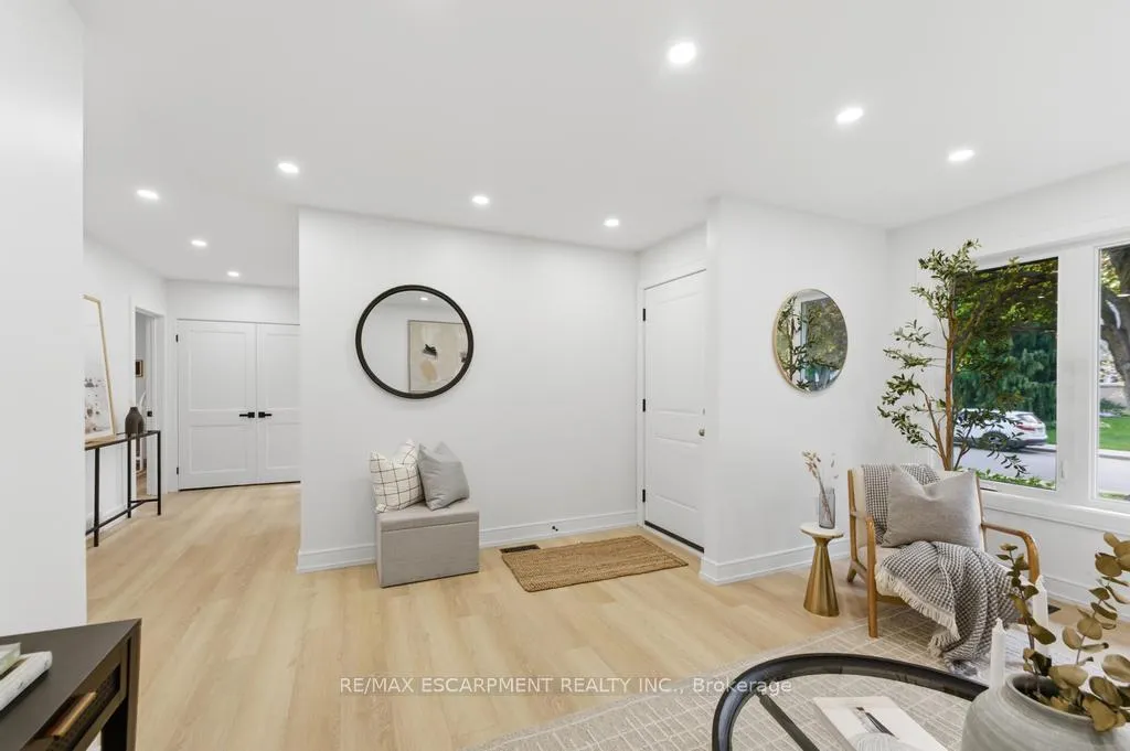 Photo 5 of 173 West 19TH Street, Hamilton, Buchanan — HOMEH
