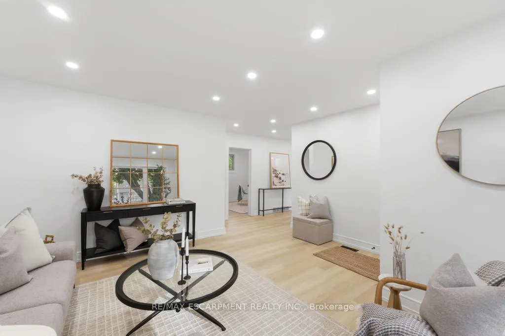 Photo 6 of 173 West 19TH Street, Hamilton, Buchanan — HOMEH