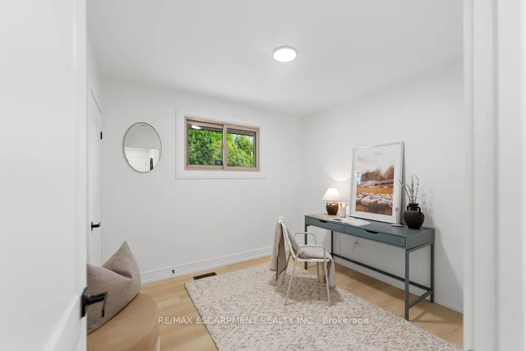 Photo 8 of 173 West 19TH Street, Hamilton, Buchanan — HOMEH