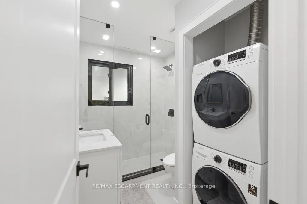 Photo 9 of 173 West 19TH Street, Hamilton, Buchanan — HOMEH