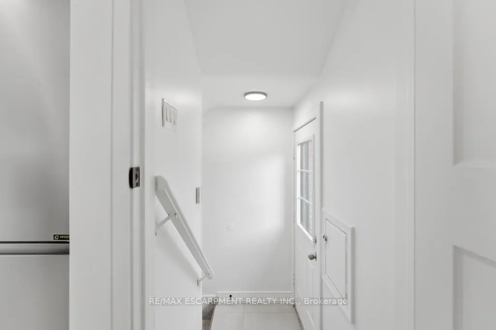 Photo 17 of 173 West 19TH Street, Hamilton, Buchanan — HOMEH