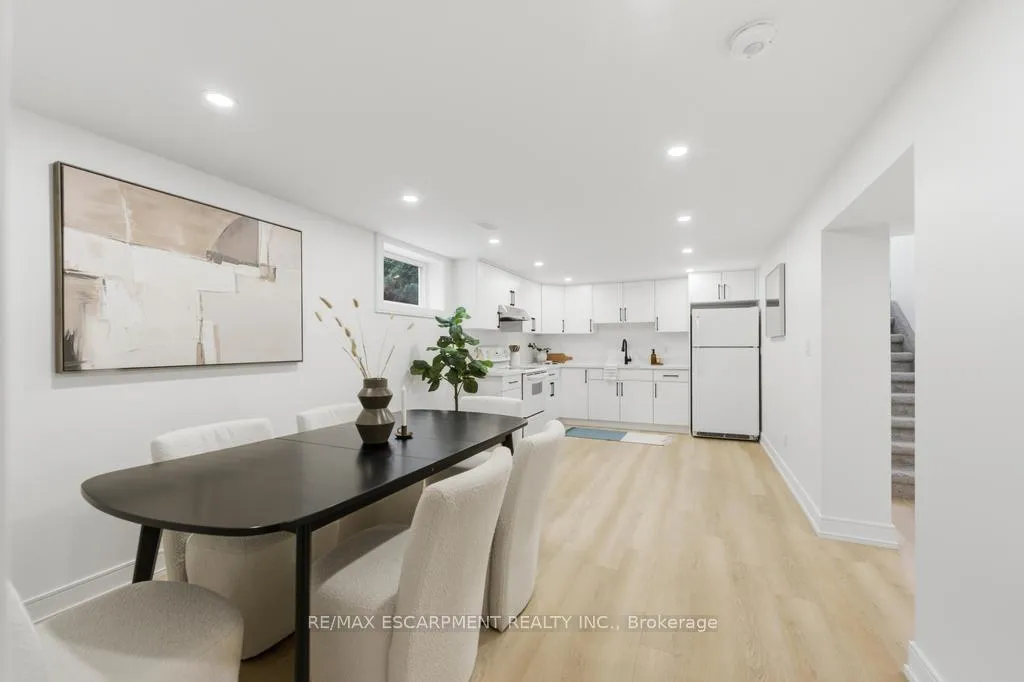 Photo 20 of 173 West 19TH Street, Hamilton, Buchanan — HOMEH