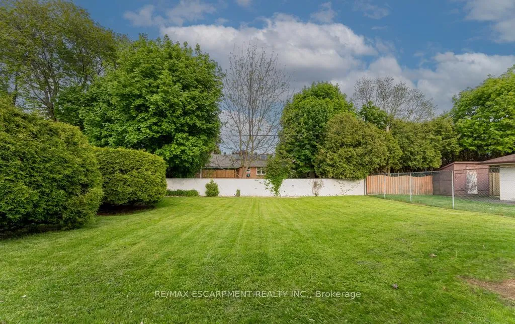 Photo 30 of 173 West 19TH Street, Hamilton, Buchanan — HOMEH