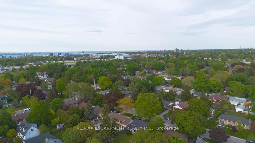 Photo 34 of 173 West 19TH Street, Hamilton, Buchanan — HOMEH
