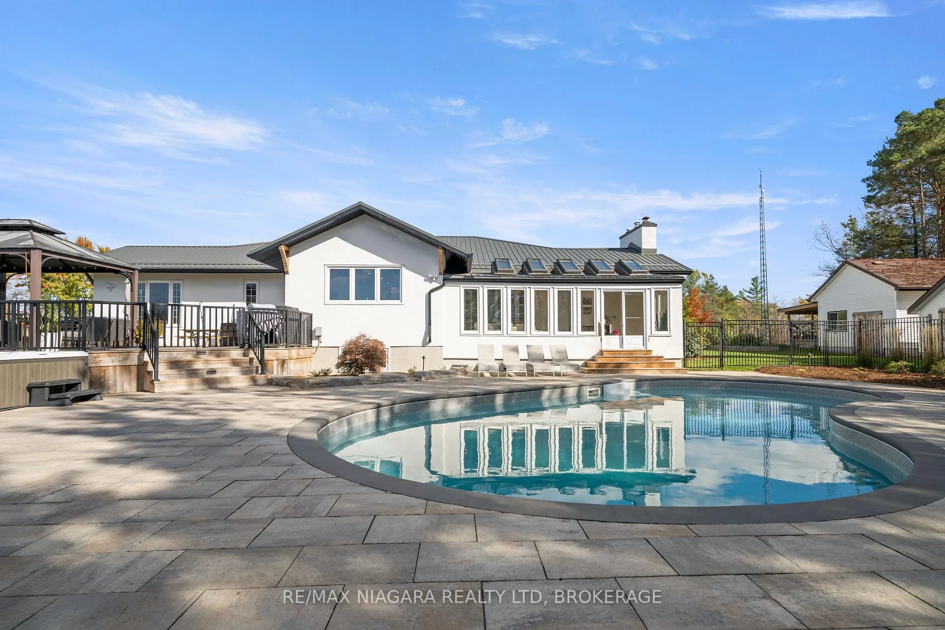 Photo 10 of 340 Roland Road, Pelham, North Pelham — HOMEH