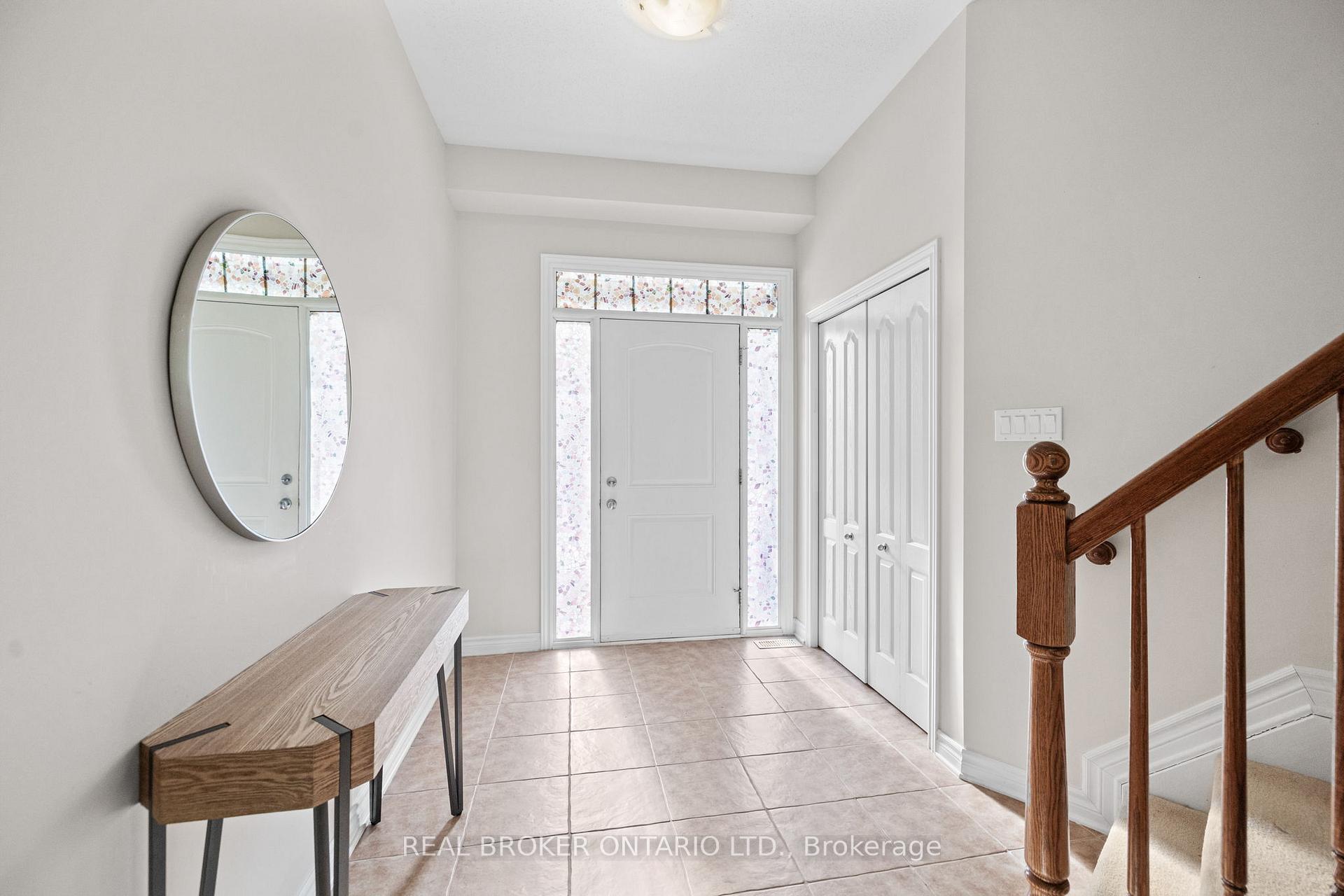 Photo 3 of 200 Flat Sedge Crescent, Ottawa, Blossom Park/Kemp Park/Findlay Creek — HOMEH