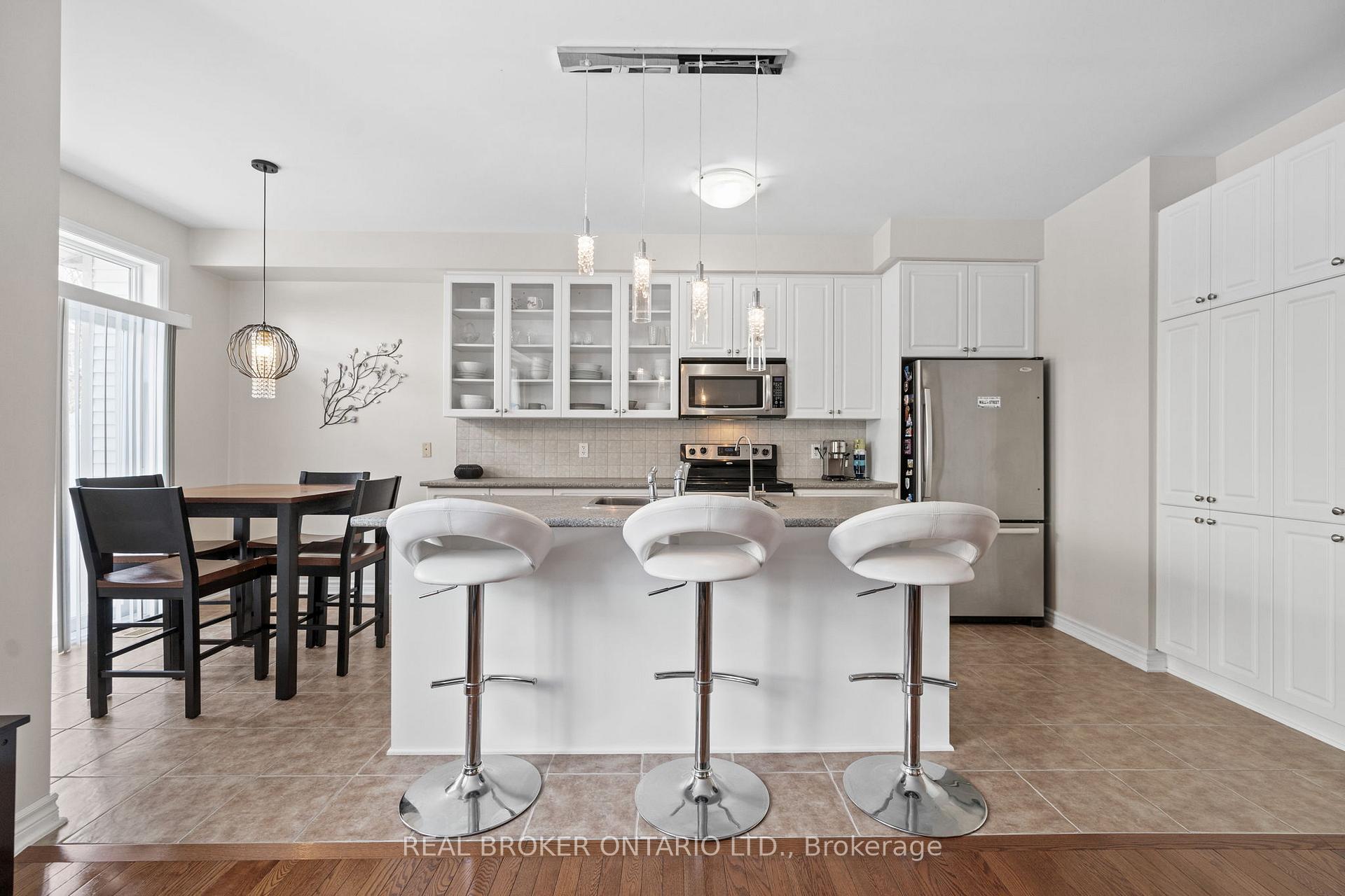Photo 11 of 200 Flat Sedge Crescent, Ottawa, Blossom Park/Kemp Park/Findlay Creek — HOMEH