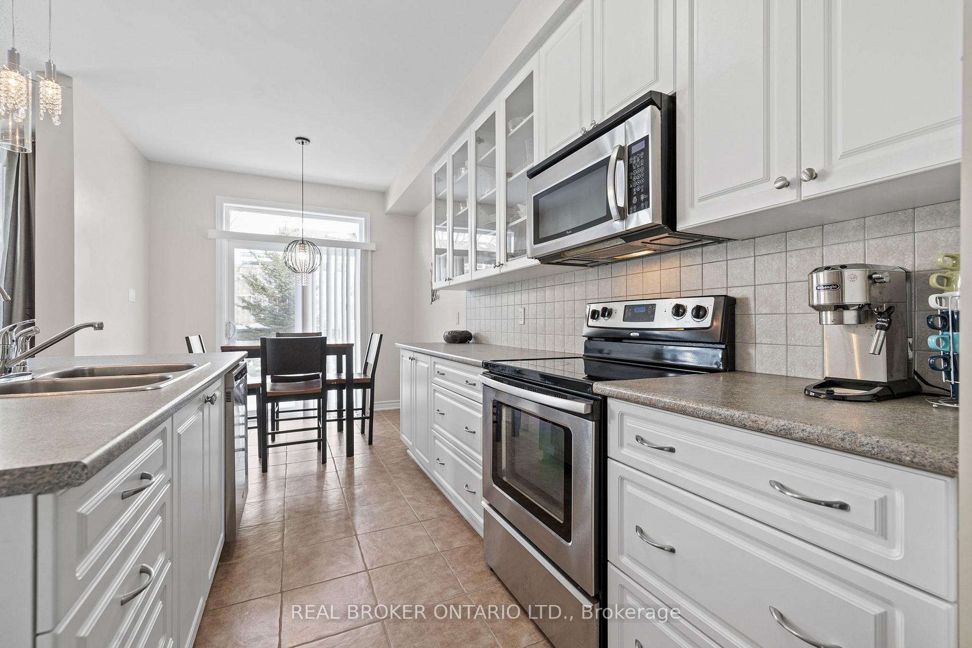 Photo 13 of 200 Flat Sedge Crescent, Ottawa, Blossom Park/Kemp Park/Findlay Creek — HOMEH