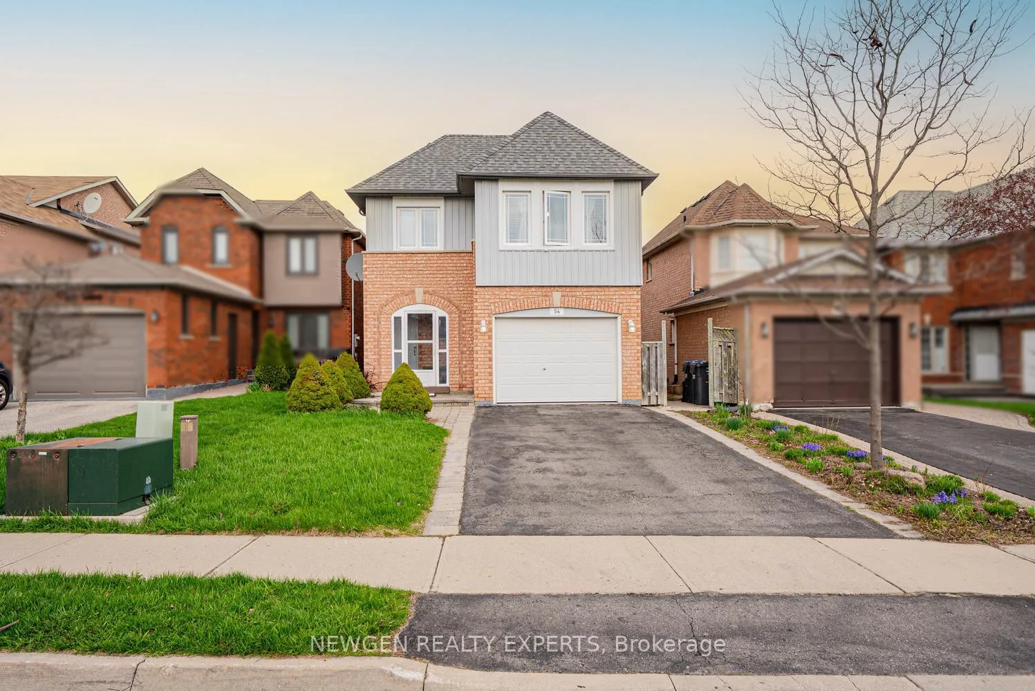 Photo 1 of 54 Sahara Trail, Brampton, Sandringham-Wellington — HOMEH