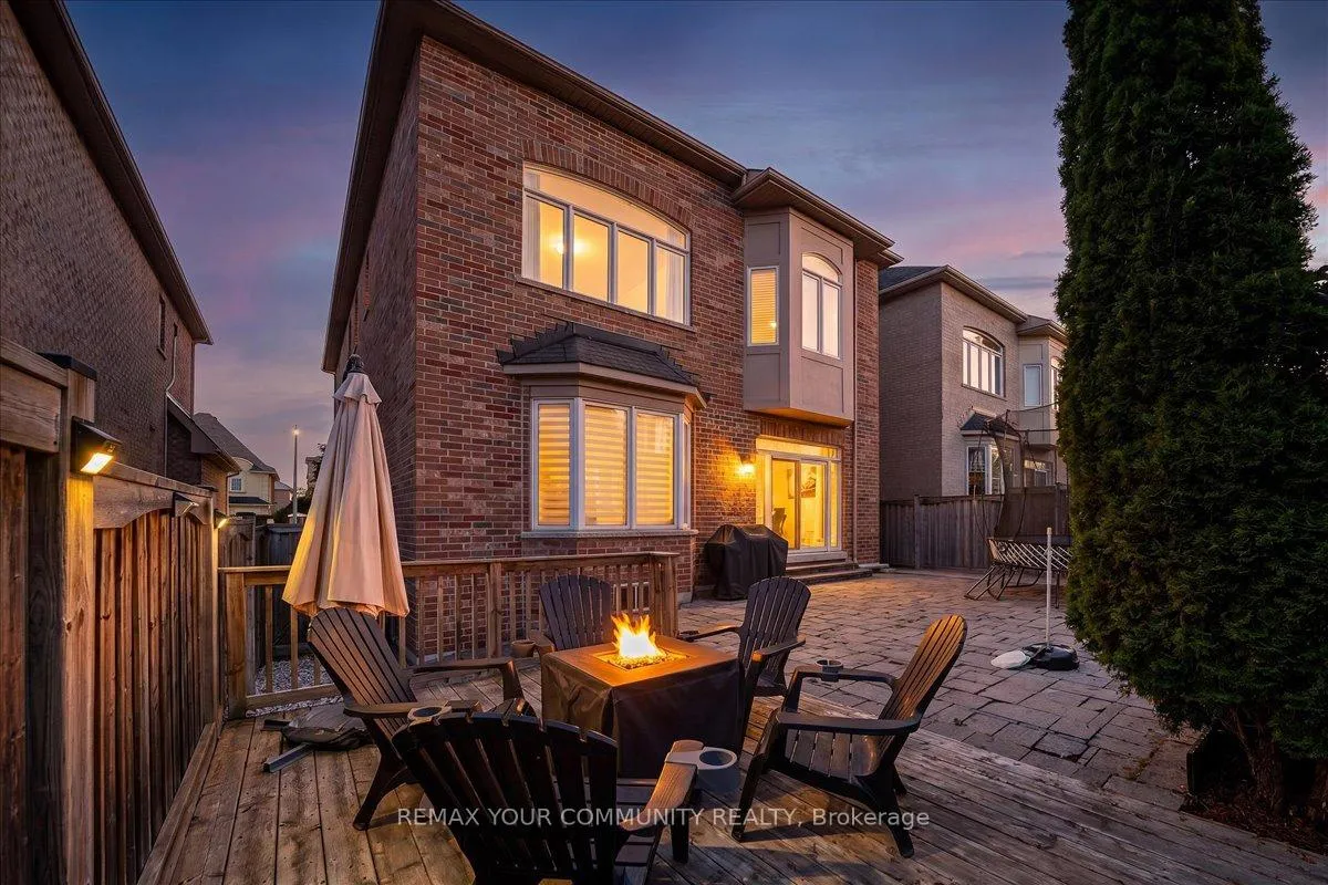 Photo 2 of 30 Jazz Drive, Vaughan, Patterson — HOMEH