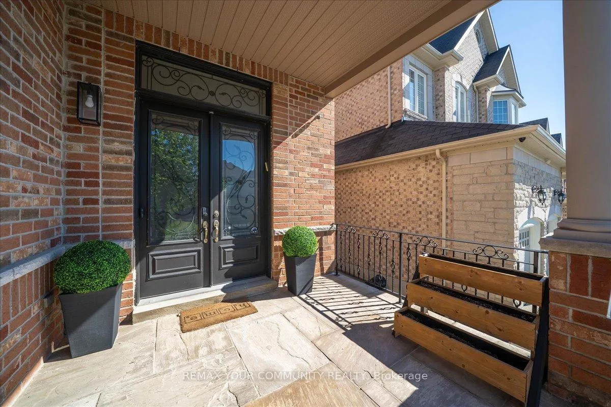 Photo 7 of 30 Jazz Drive, Vaughan, Patterson — HOMEH