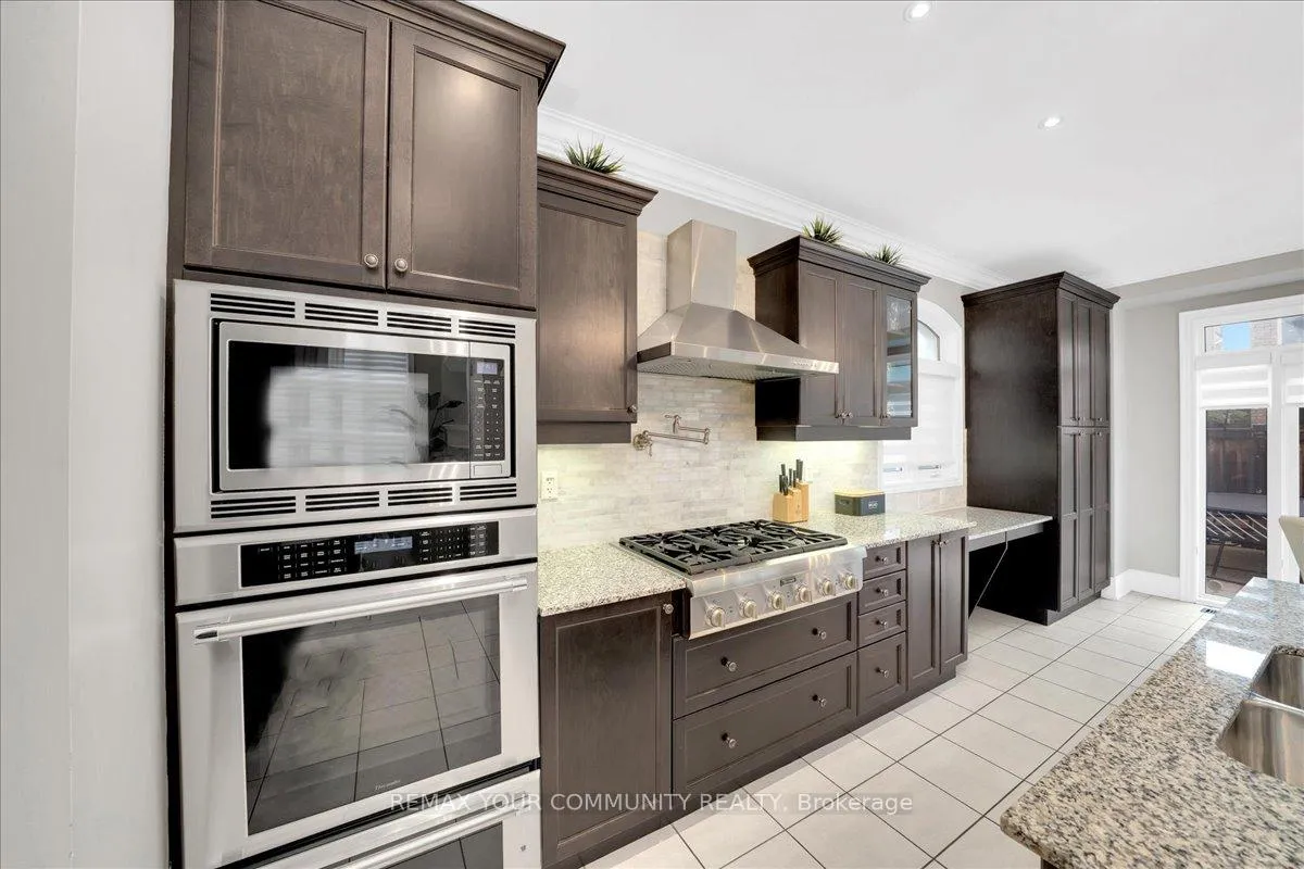 Photo 16 of 30 Jazz Drive, Vaughan, Patterson — HOMEH