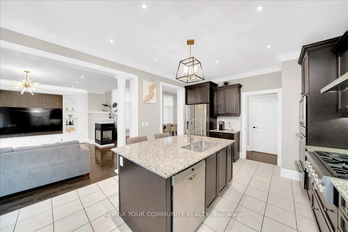 Photo 17 of 30 Jazz Drive, Vaughan, Patterson — HOMEH