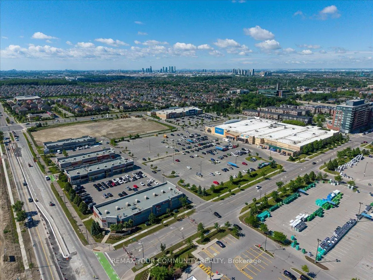 Photo 48 of 30 Jazz Drive, Vaughan, Patterson — HOMEH