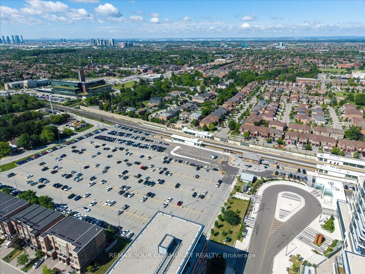 Photo 49 of 30 Jazz Drive, Vaughan, Patterson — HOMEH