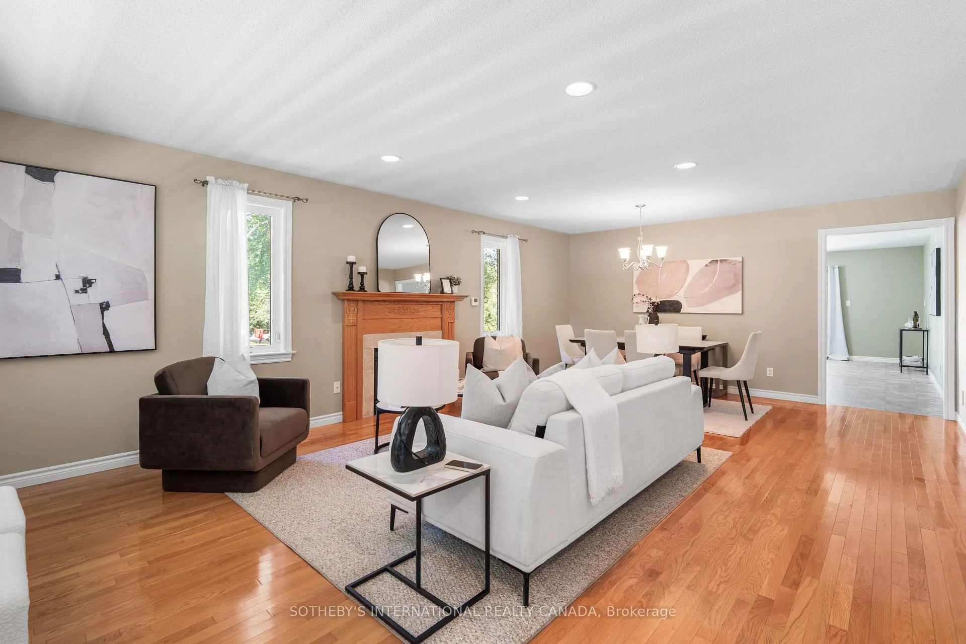Photo 1 of 63 Pinecrest Road, Georgina, Pefferlaw — HOMEH
