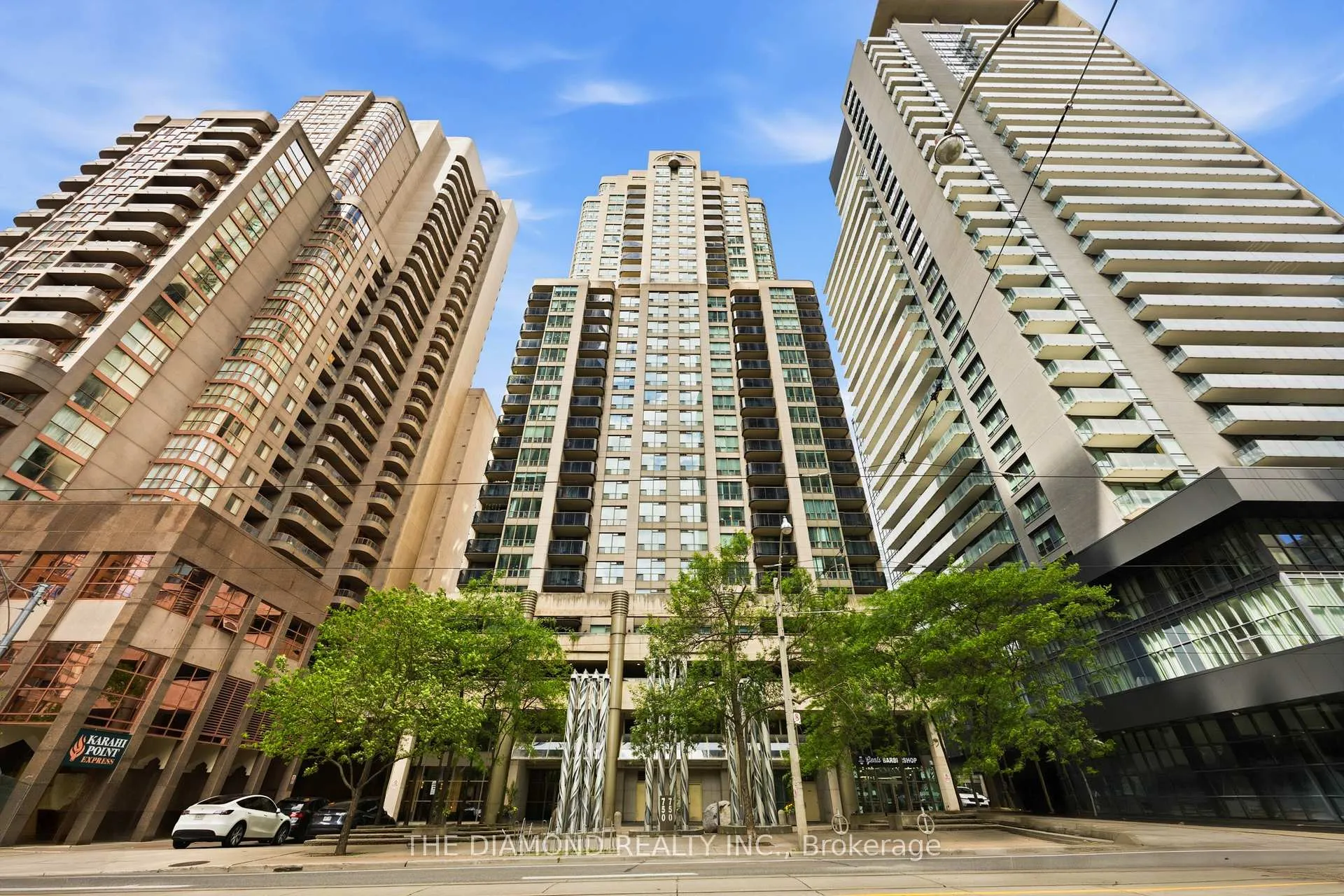 Photo 1 of Unit 907, 750 Bay Street, Toronto, Bay Street Corridor — HOMEH
