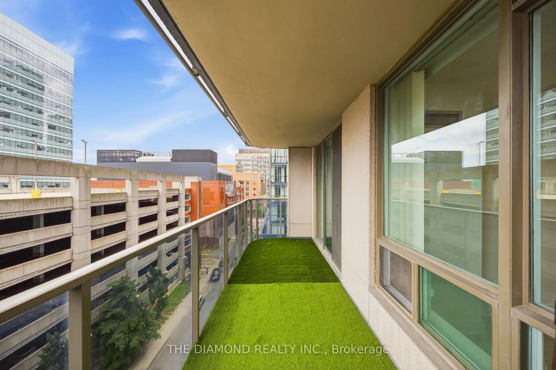 Photo 28 of Unit 907, 750 Bay Street, Toronto, Bay Street Corridor — HOMEH