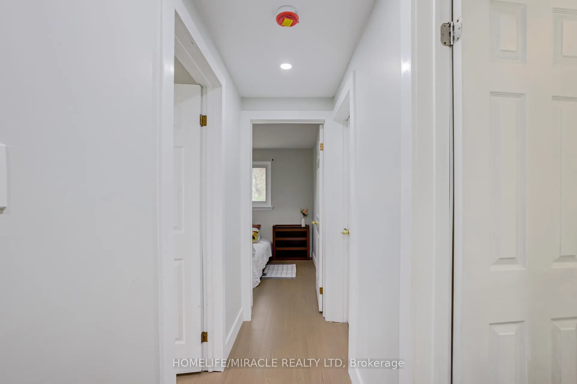 Photo 16 of 122 Ormond Drive, Oshawa, Samac — HOMEH