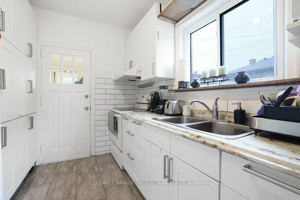 Photo 9 of 968 Gladstone Avenue, Ottawa, Hintonburg — HOMEH